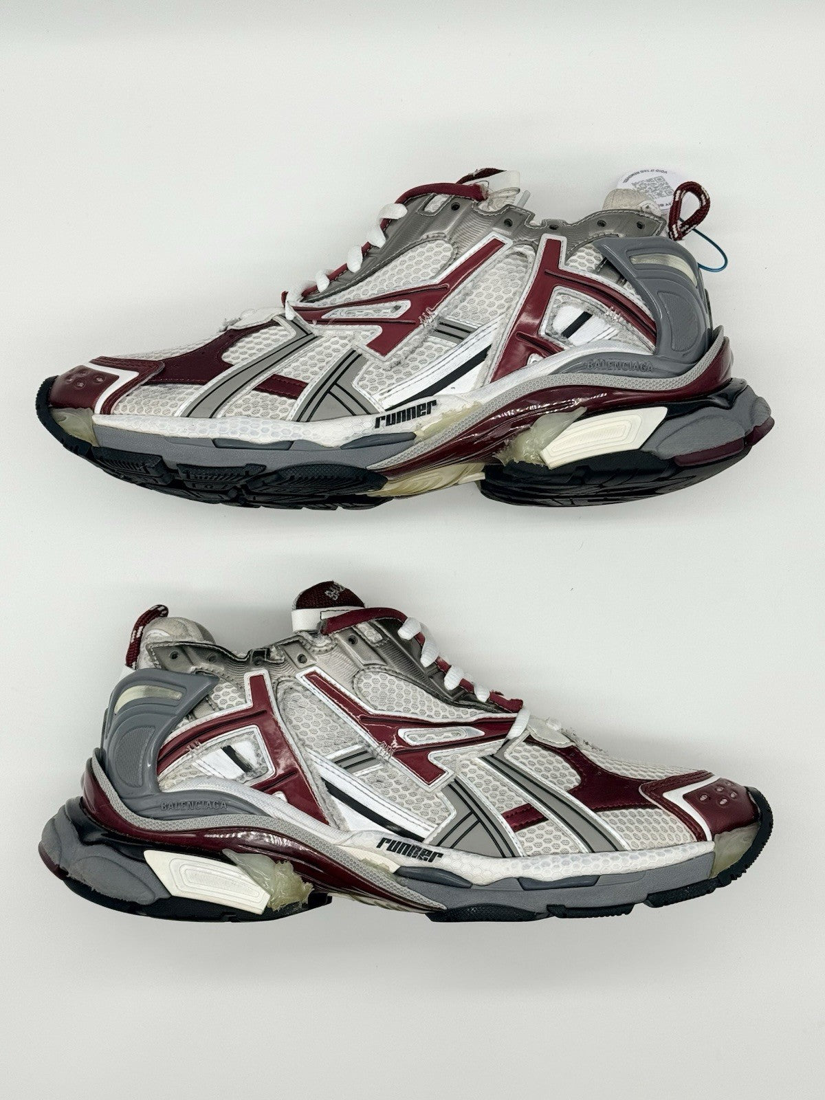 Size 10 - Balenciaga Runner Sneaker Burgundy