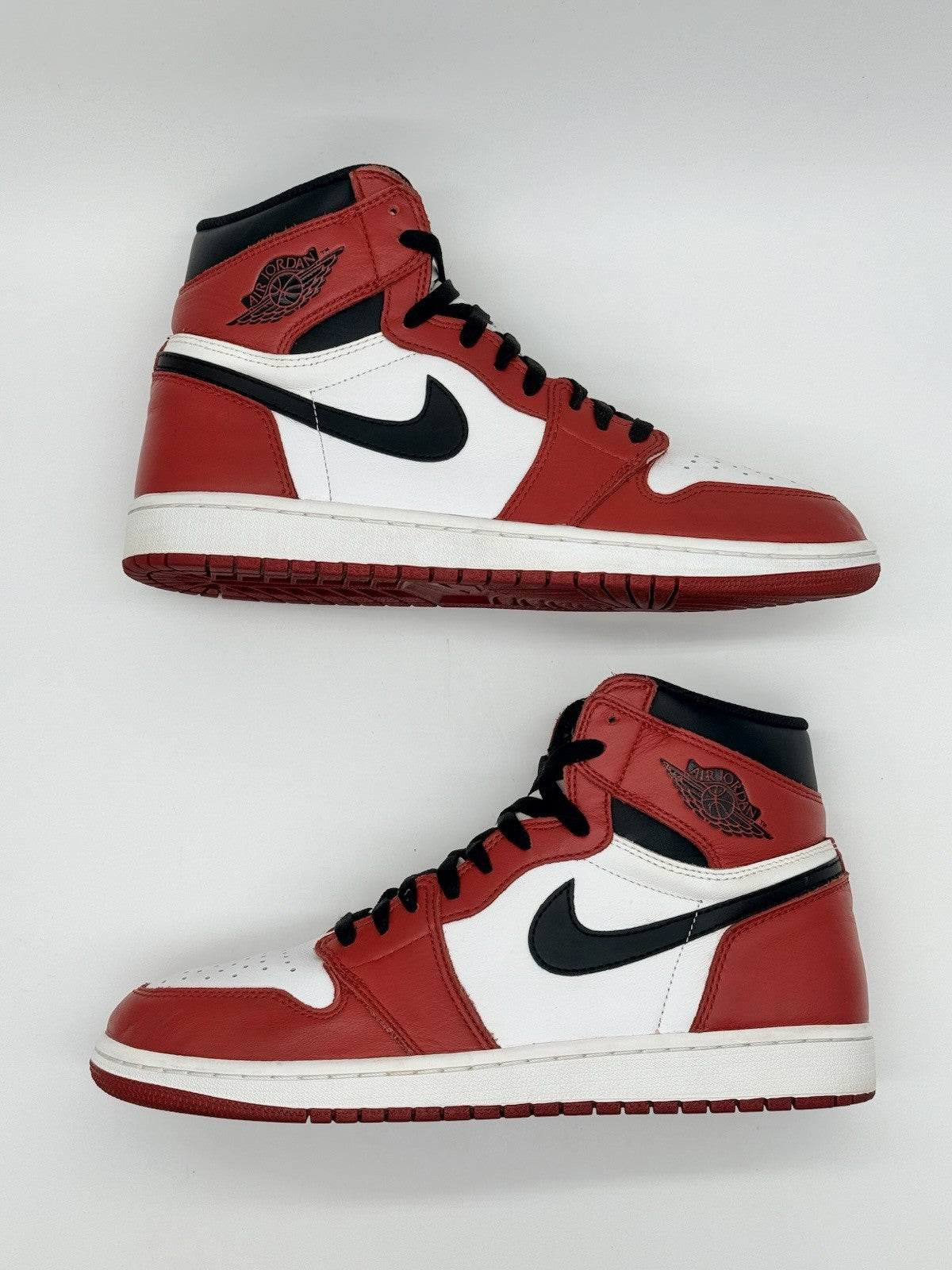 Size 10.5 - Jordan 1 Retro OG High Chicago (2015)