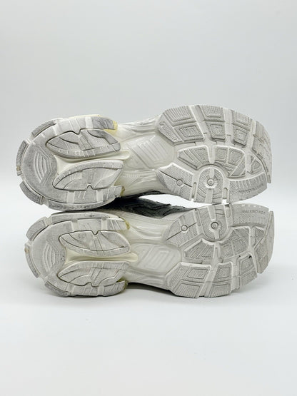 BRAND NEW Size 9 - Balenciaga Runner Sneaker White