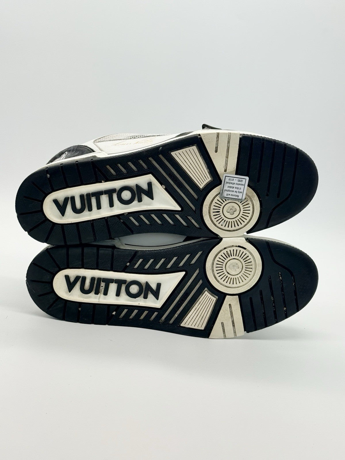 Size 9 - Louis Vuitton Trainer Low Strap Black