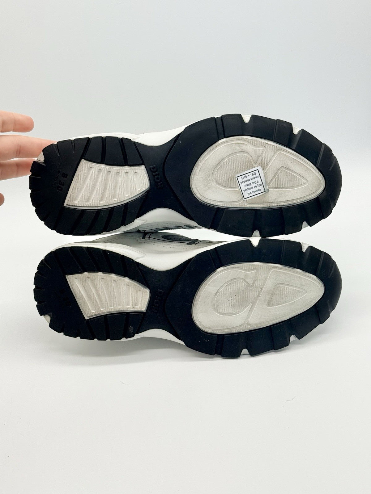 Size 8 - Dior B30 White Grey
