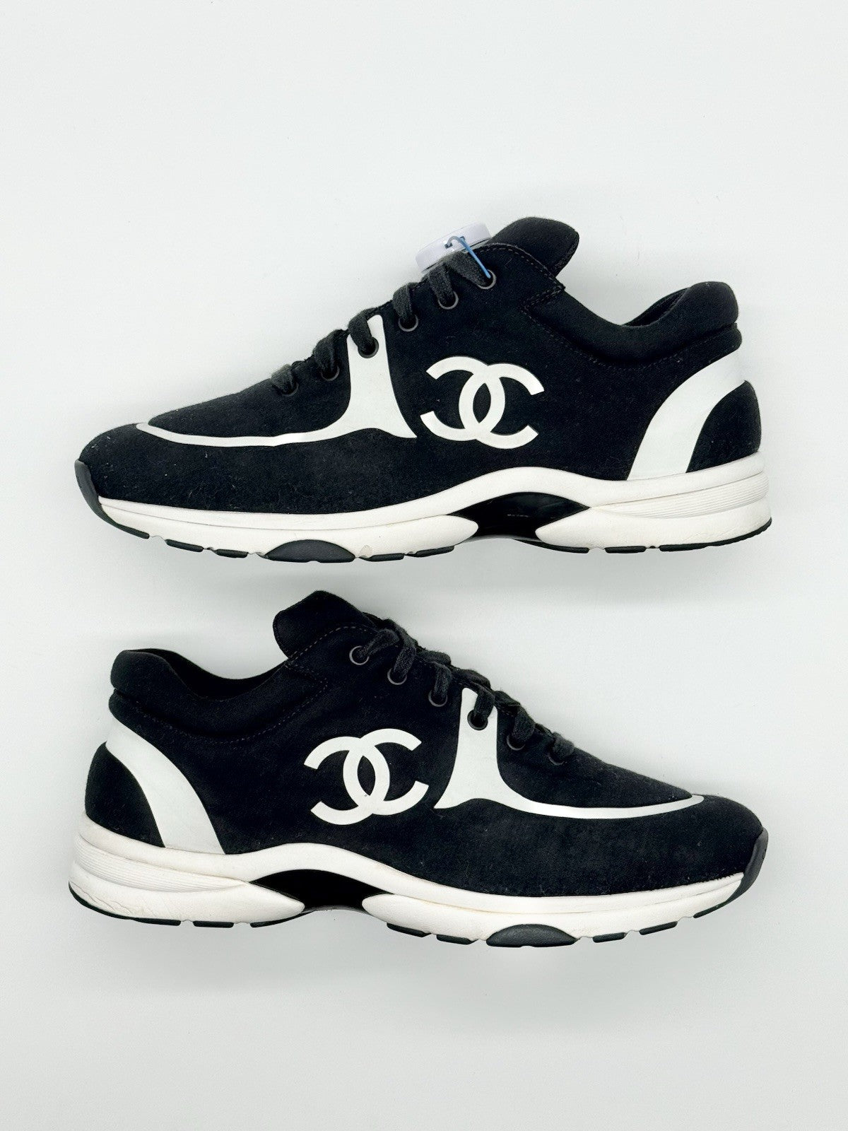 Size 10 - CHANEL CC Logo Black White