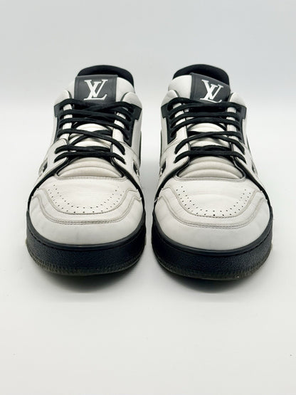 Size 9.5 - Louis Vuitton Trainer Low White Black