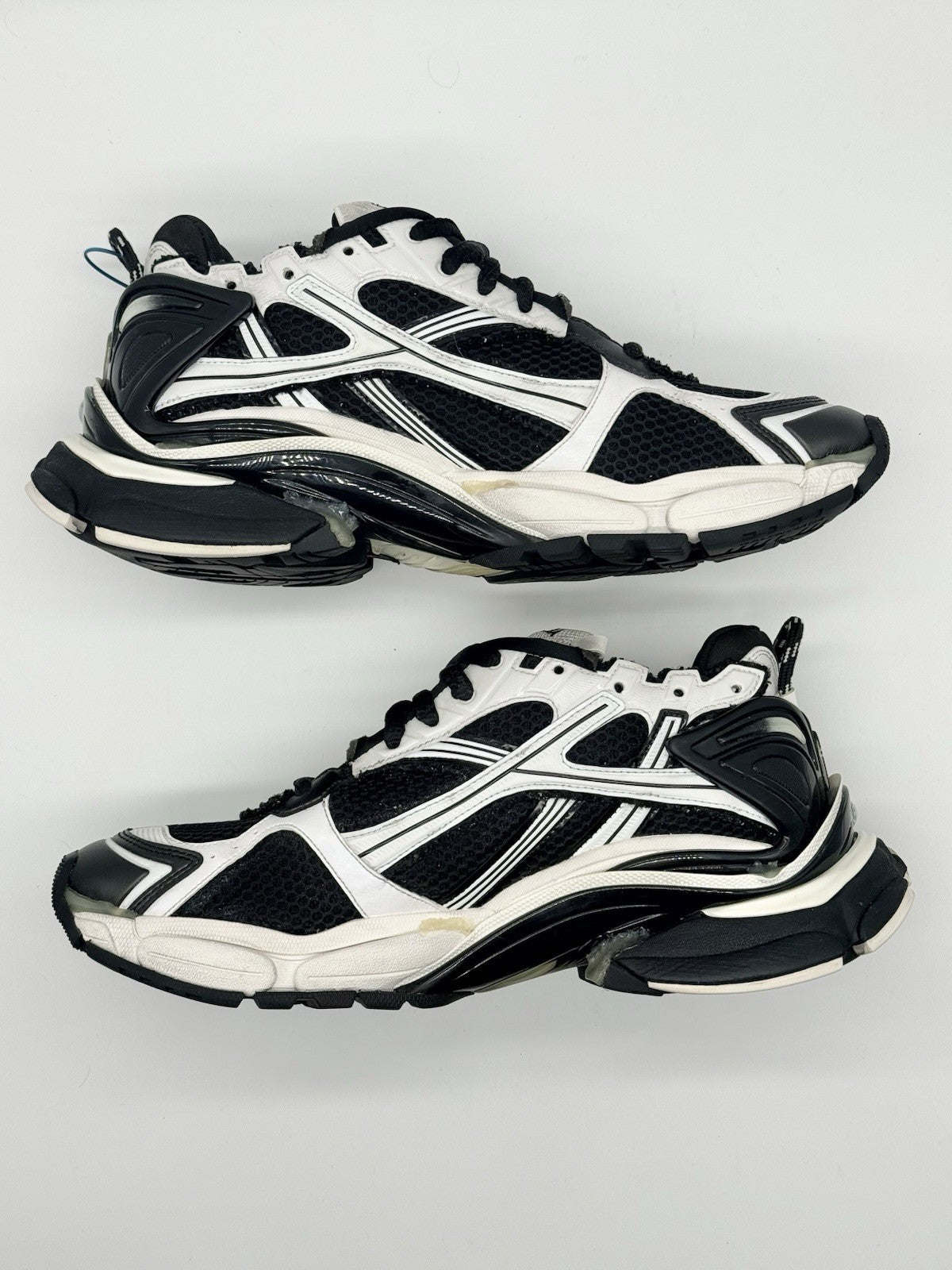 WORN ONCE Size 10 - Balenciaga Runner Sneaker White Black
