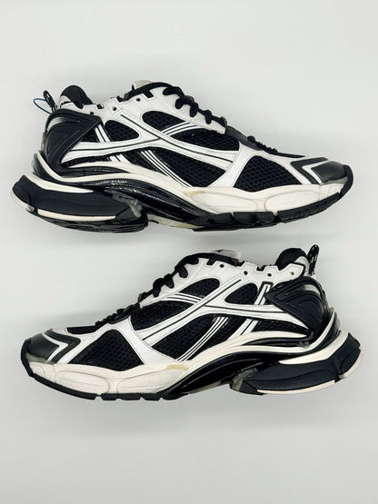 WORN ONCE Size 10 - Balenciaga Runner Sneaker White Black