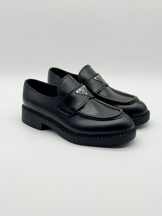 WORN ONCE Size 8 - PRADA Men's Black Leather Logo Slip On Loafers