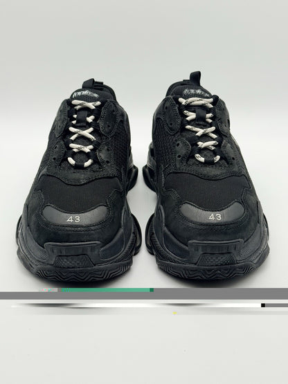 Size 10 - Balenciaga Triple S Sneaker Triple Black